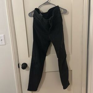Joe’s Jeans - size 31 skinny